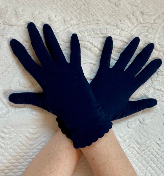 blue gloves . driving gloves . midnight blue glove