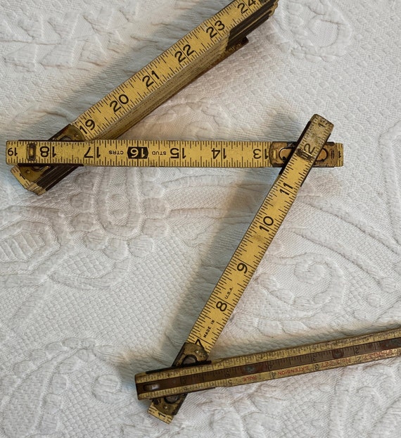 Collapsible Vintage Wood Ruler . Beige Wood Ruler . Collapsible Ruler .  Brass Insert Ruler . Wood Ruler Star 