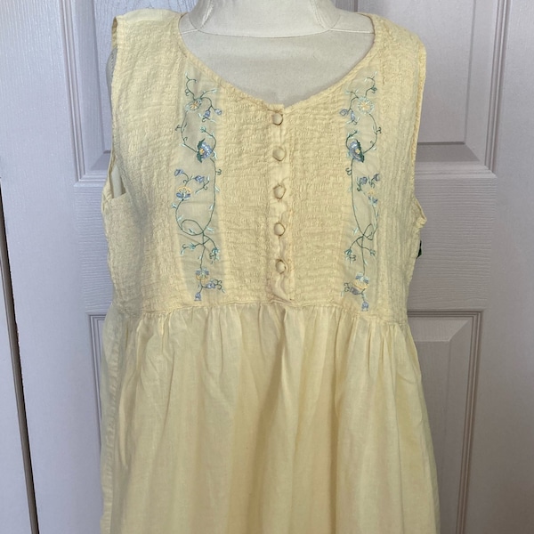 vintage April Cornell cotton nightgown . yellow cotton nightgown