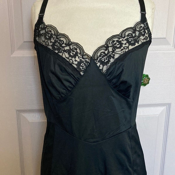 black full slip .  black nylon slip . size XL / XXL