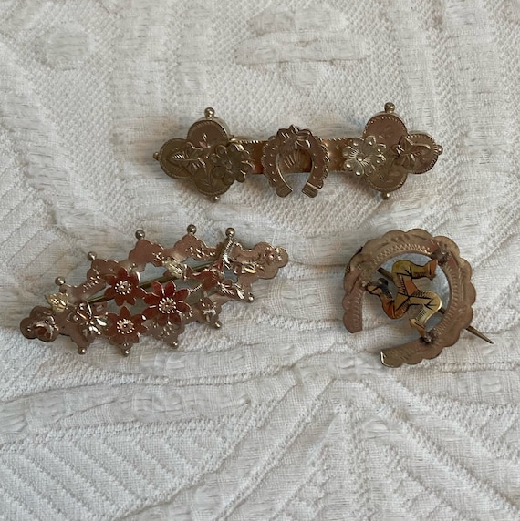 victorian sweetheart brooch . sterling brooches . 