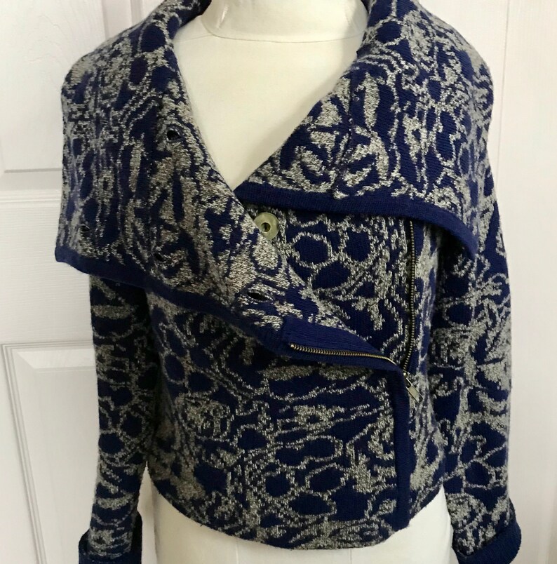 anthropologie zipper cardigan bomber jacket style .cropped cardigan