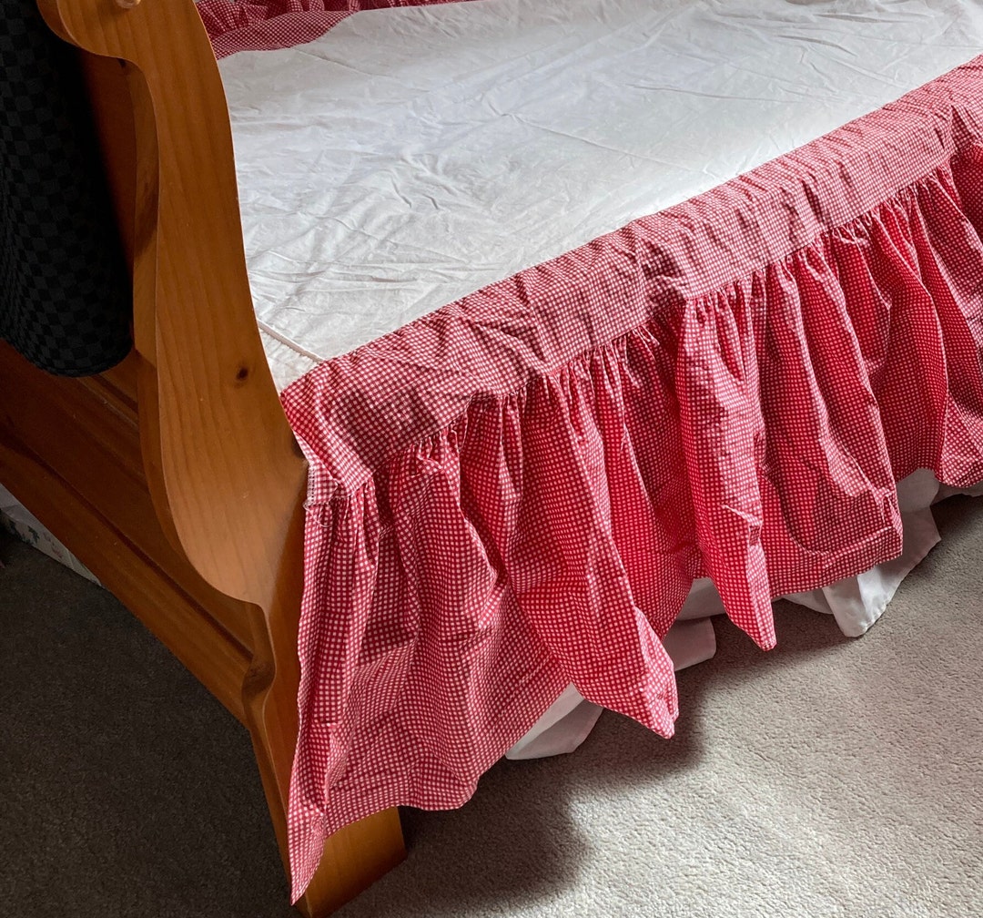 Vintage Ralph Lauren Bed Skirt . Small Checker . Bedskirt . Bedskirt