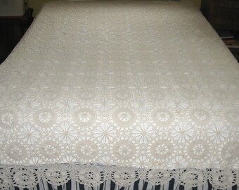 cream lace bedspread . hand crochet bedspread . cream crochet bedspread . shabby chic bedspread