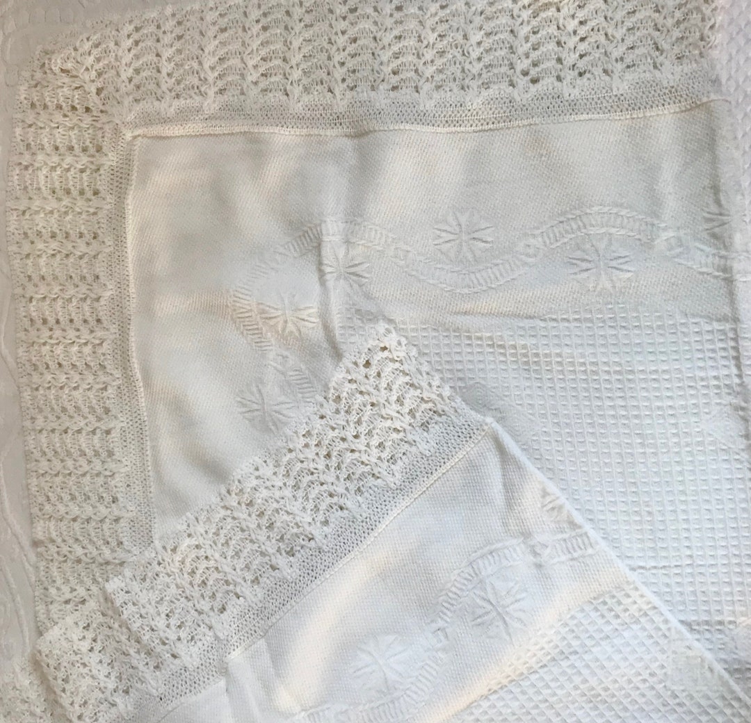70s Baby Blanket . Acrylic Baby Blanket . White Baby Blanket . - Etsy
