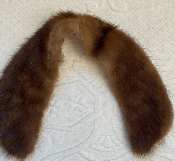 Vintage Brown Authentic Mink Fur Collar around the neck 20"