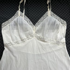 50s White Nylon Full Slip: Accordion Pleat, Hollywood Glam - Size 40