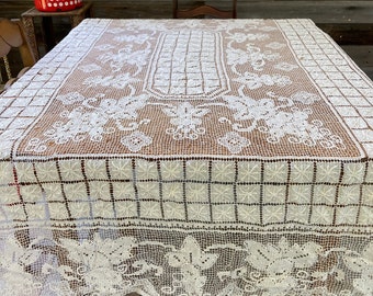 antique filet needle lace . needle lace tablecloth . lace tablecloth . white lace tablecloth . large lace . textil study . net embroidery