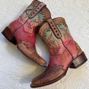 Dan Post colorful boots . cowgirl certified . size 7 . made in Mexico