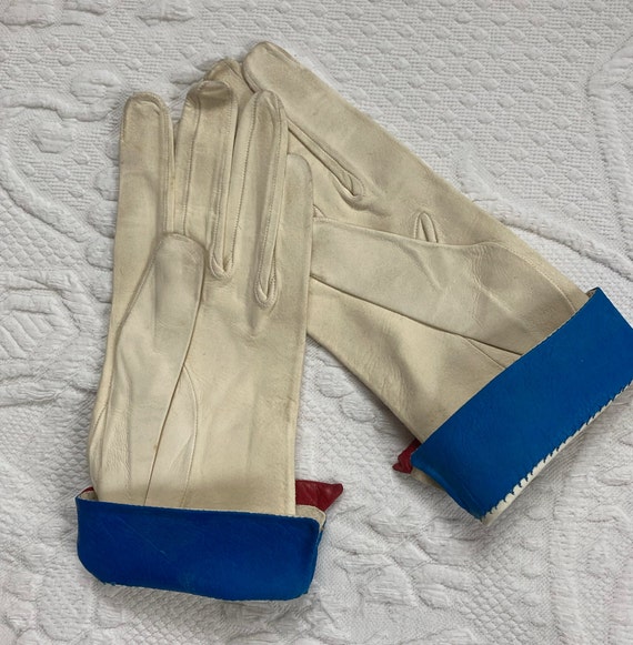 white kid gloves . Kid Leather Gloves . Short kid… - image 3