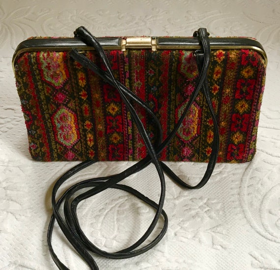 tapestry bag . 60s tapestry purse . tapestry velve