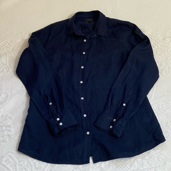 navy blue linen blouse . blue shirt . J.Crew . blue linen shirt