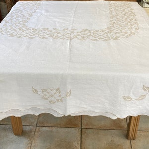 lange bestickte Tischdecke Tischdecke . lange Tischdecke .  Leinen Tischdecke . bestickte Tischdecke