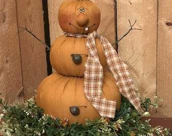 Primitive Country Pumpkin on wood slice - Fall arrangement, centerpiece, pumpkin,