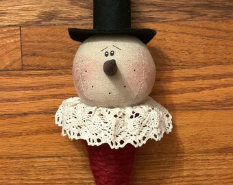Country Snowman Cone Ornament, Primitive Christmas Decor, Wool Yarn, Lace Collar, Top Hat