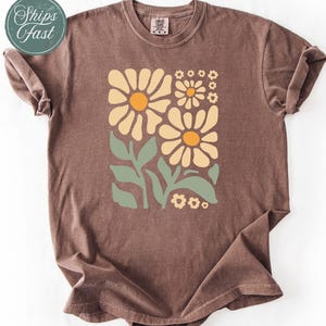 Comfort Colors® Boho Daisy Shirt, Wildflower Shirt, Retro Floral Tshirt, Plant Lover Shirt, Gardener Shirt, Gardening Gift for Mom