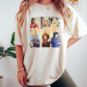 Maglietta &quot;Mamma con vibrazioni anni &#39;90&quot;, maglietta divertente sulla vita da mamma, maglietta retrò per mamme, maglietta Cool Moms Club, regalo per la festa della mamma, maglietta alla moda e divertente per mamme in TV anni &#39;90