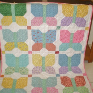 Handmade Butterfly Baby Quilt: Vintage Style Patchwork Bedding,crib, toddler, lap, Feedsax Butterfly2