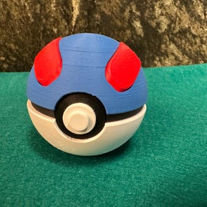 Super ball Pokemon