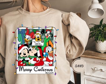 Disney Mickey Friends Christmas Sweatshirt, Santa Hat Merry Christmas Sweatshirt, Disneyland Xmas Holiday Sweatshırt, Disney Christmas