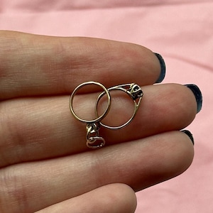 9 Karat Gold Vintage Ringe Charms