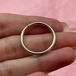 15ct gold Georgian ribbed split ring