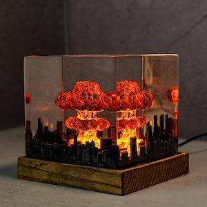 Atomic Bomb Resin Lamp: nNuke bomb fallout 4, Mushroom cloud