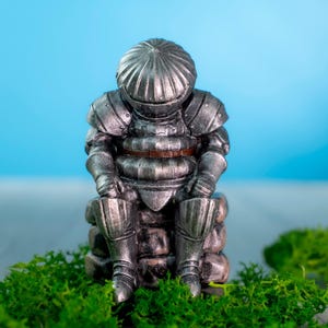 Dark Souls Onion Knight Resin Figure – Handmade Collectible Statue