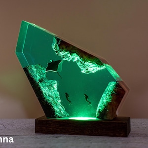 Scuba diving & manta ray Resin Night Light, plastic lamp for home decoration, unique epoxy resin lamp gift for couples, gift for mom