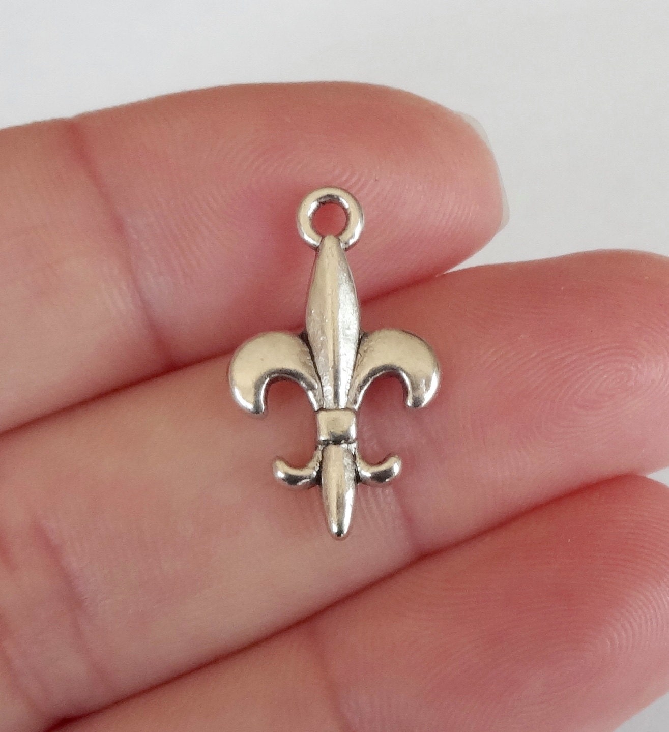 シルバー ペンダント マルスマーク fleurdelis pattern pandant シルバー ペンダント マルスマーク Fleur de lis Black Onyx Pendant