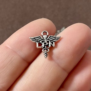10 Charms, LPN, Caduceus, Charm 14x15x2mm, Hole 1.4mm ITEM:BM18