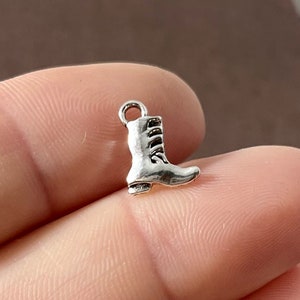 50 Charms, Boot Charm 11x8.5x2mm, Hole 1.6mm ITEM:BM8