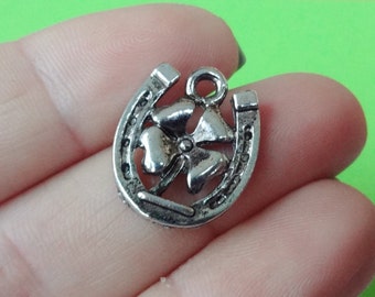 10 Charms, Horseshoe, Clover, Charm 18x16x2mm ITEM:Z8