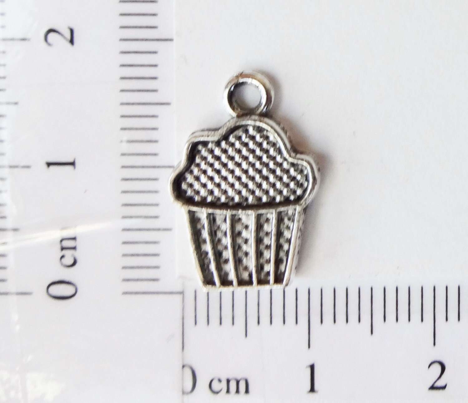 50 BULK Cupcake Muffin Charms 16x11x2mm ITEMR9 Etsy