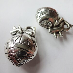 1 Human Heart Charm 36x25x14.7mm image 2