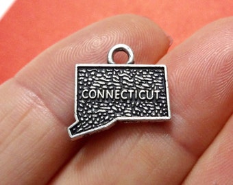 4 Charms, CONNECTICUT US State Charm United States of America (double sided) 16x15mm ITEM:AW7