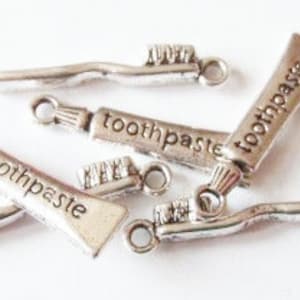 10 Charms, 5 Toothpaste, 5 Toothbrush Charms