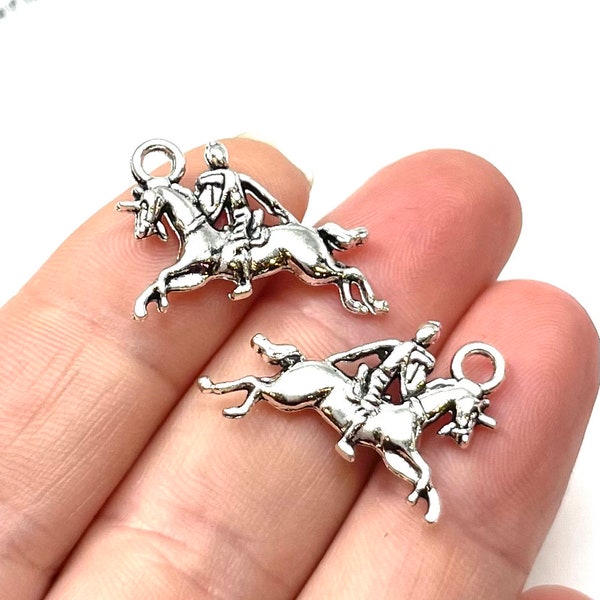 10 Charms, Knight, Shield, Horse, Charms (3D) 16x23x2.5mm, Hole 2.5mm ITEM:B17