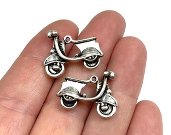 10 Charms, Scooter, Charm 17.5x23x6mm, Hole 1.5mm ITEM:AX11
