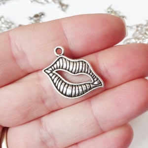 10 or 50 Charms, Lip Charm (double sided puffed) 20x24x2mm ITEM:C23