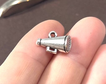 10 Charms, Megaphone, Cheerleader, Cheer, Charm 15.5x10x3mm, Hole 2mm ITEM:BP8