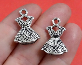 10, Dress, Clothing, Gown, Princess Charms (3D) 22x15x5.5mm, Hole: Approx. 2mm SH230