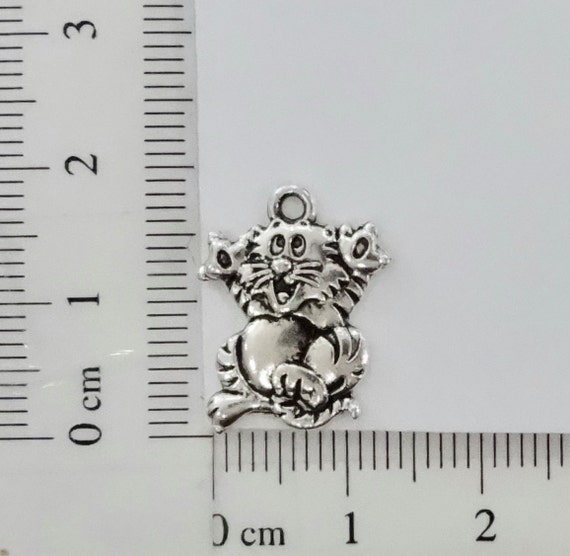K18&PT 猫型チャーム 10 Charms, Cat, Kitten, Animal, Pet Charm 14x18x1.5mm, Hole