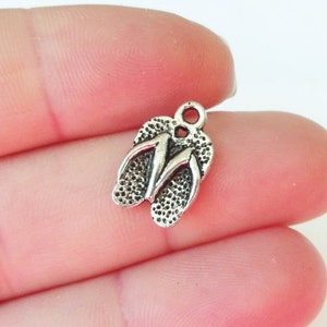 10 Charms, Flip Flop Sandal "made with "heart" & sole" Charm 19x9x2mm ITEM:J19