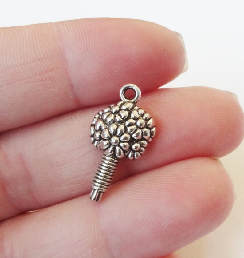 10 Charms, Flower, Bouquet, Wedding, Charms 22.3x12x4.5mm ITEM:BO1 image 1