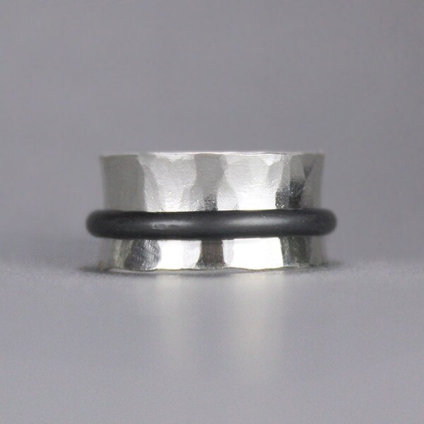 Hammered Silver Spinner Ring with Smooth Black Band, Day and Night Meditation Ring, Fidget Ring