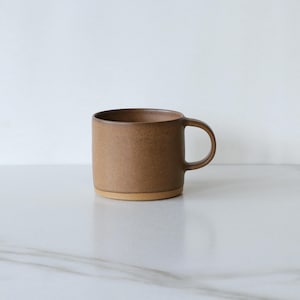 10 oz mug, glazed in Camel.