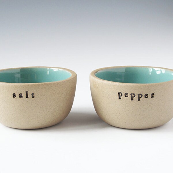 salt and pepper bowls. (teal)