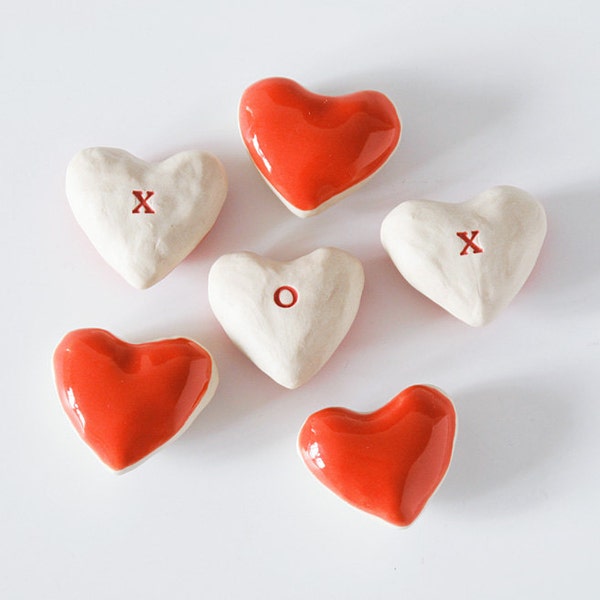 x o x o hearts