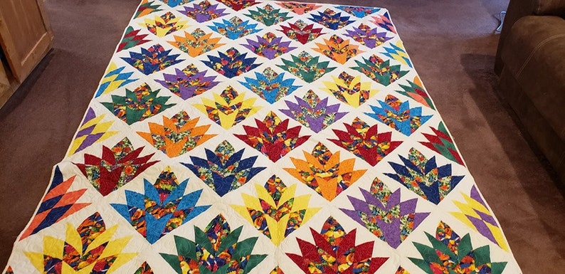 Cleopatra Fan Twins size quilt